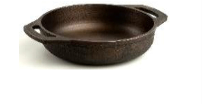 Cast Iron Tadka Maker with Handle • - Essential Traditions